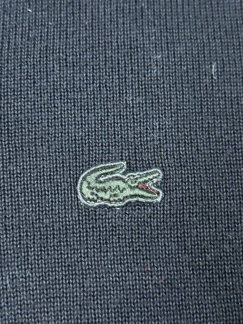Dunkelblauer Lacoste XL Sweatshirt mit Logo.