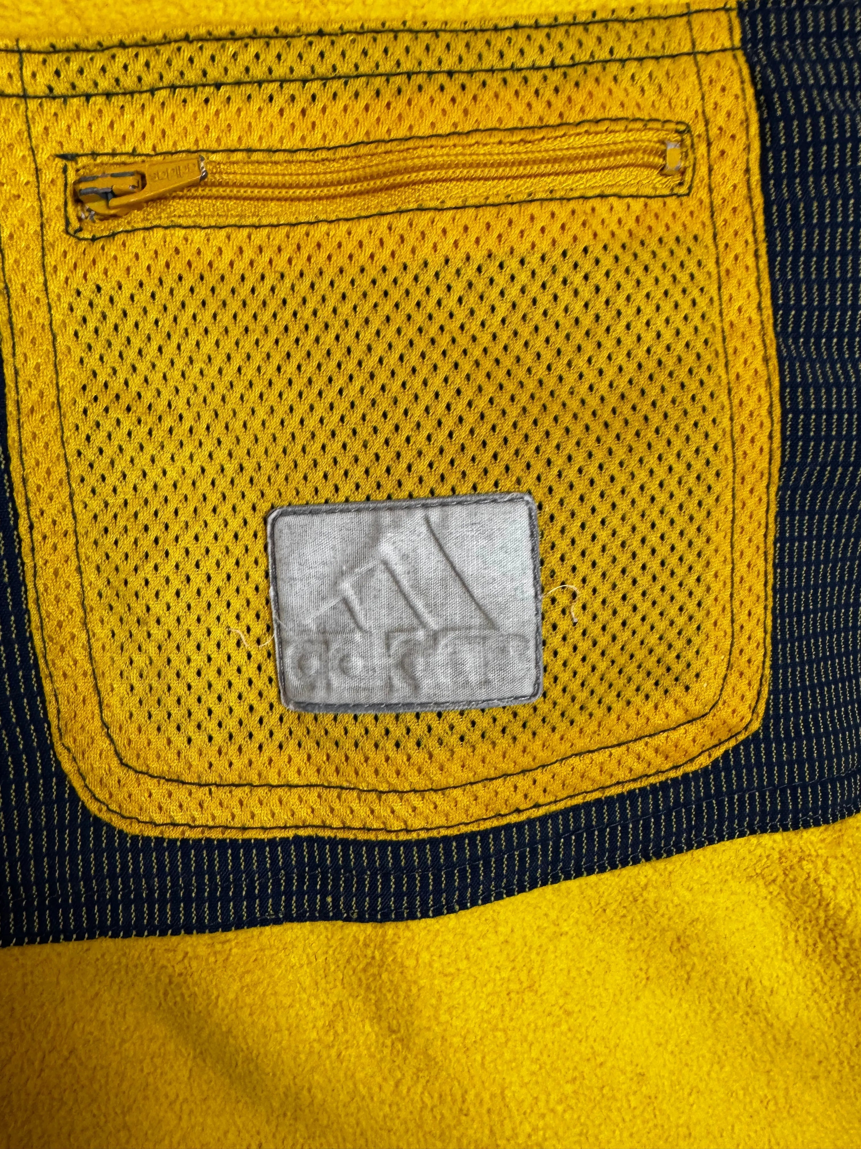 Adidas Vintage Fleece in Gelb/Schwarz mit Reißverschlusstasche und Logo, Größe S.