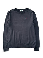 Tommy Hilfiger black sweatshirt size L, stylish and comfortable.